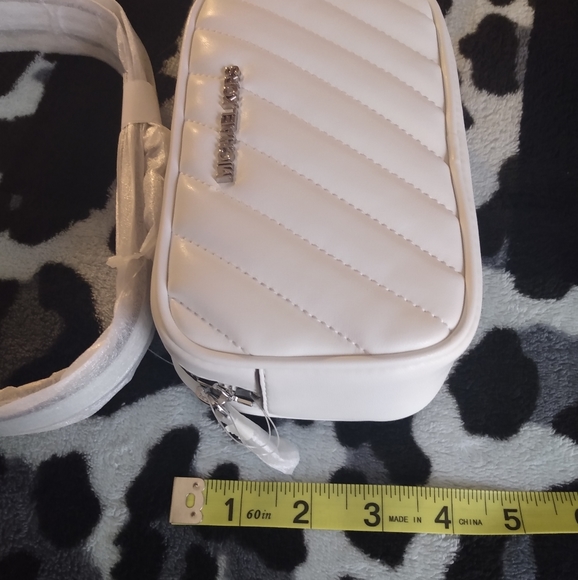 Gorgeous NWT ~ MK Belt Bag - Picture 11 of 16